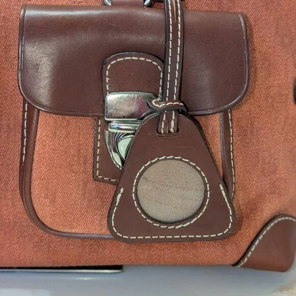 Dooney & Bourke bag, wristlet & key charm. 3fer! Excellent condition! - Picture 4 of 11